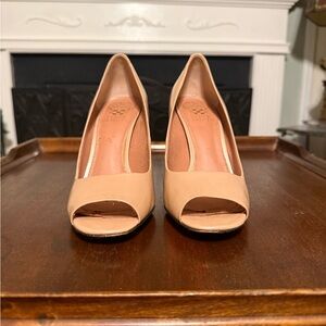 Vince Camuto Elegant Nude Peep-Toe Heels